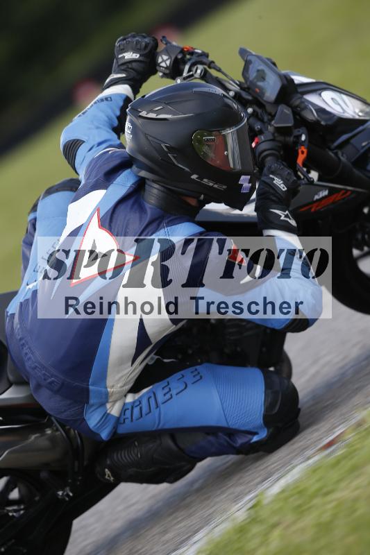 /Archiv-2024/29 12.06.2024 MOTO.CH Track Day ADR/Gruppe blau/27